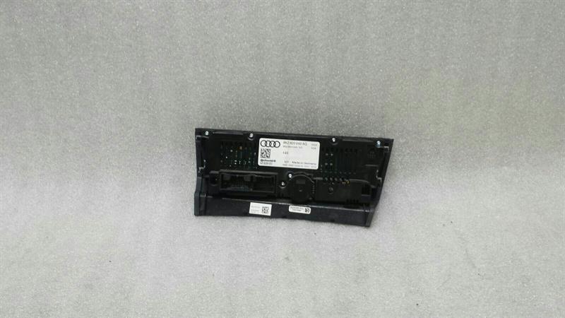 Audi A4 8K RHD Car Climate Control 8K2820043AQ Right Handlebar