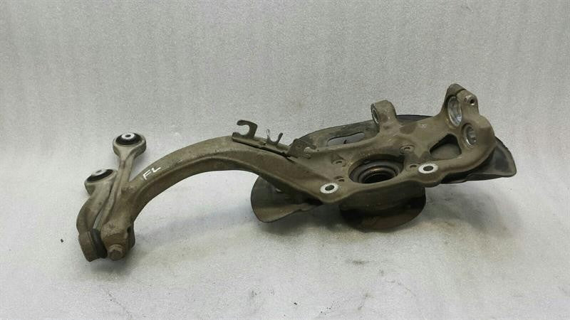 Audi RS4 8K Left Front Hub 4G0407253C Wheel Bearing Housing Front Left