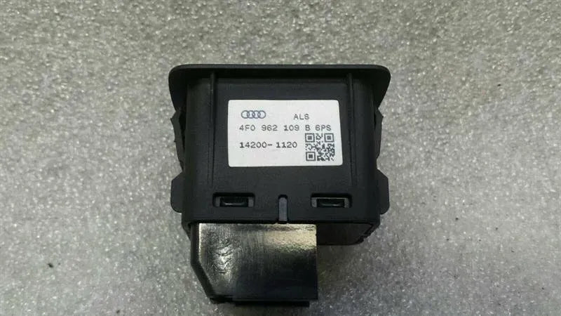 Audi A4 8K Alarm Switch 4F0962109B Switch