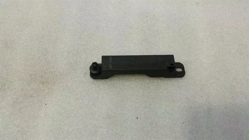 Mercedes E Class W212 Keyless Go Antenna A1668200075 Keyless Go Antenna