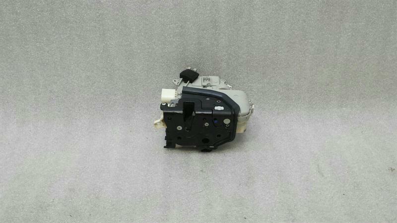 Audi A4 8K door lock 8J2837016C door lock right-hand drive RHD