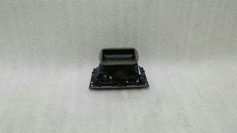 Audi A4 8K Rear Air Vent 8K0819203 Ventilation Nozzle Rear Vent