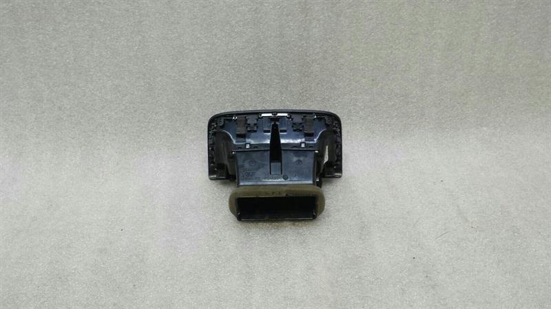 Audi A4 8K Rear Air Vent 8K0819203 Ventilation Nozzle Rear Vent
