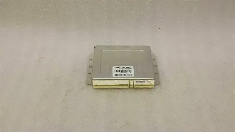 Mercedes CLS W219 Airmatic module A0375451232 control unit air suspension