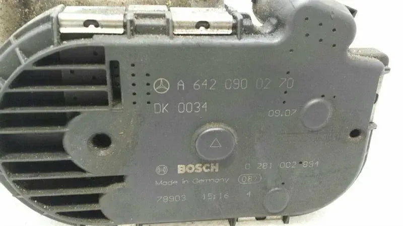 Mercedes CLS W219 Throttle Body A6420900270 Throttle Body OM642