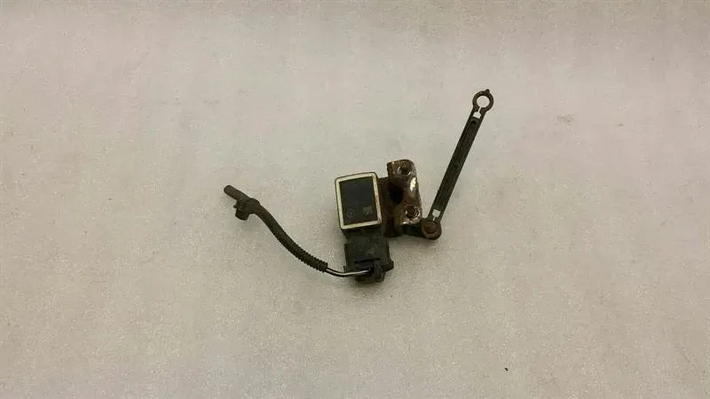 Mercedes CLS W219 Xenon Level Sensor A0105427717 Level Regulation
