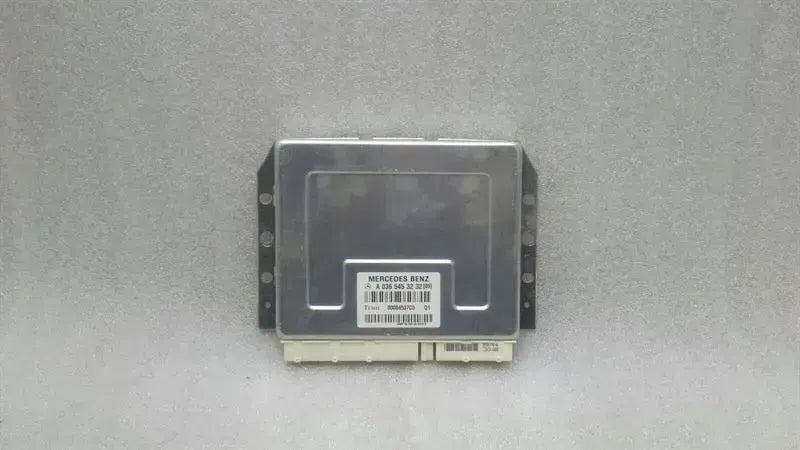 Mercedes CLS W219 Airmatic Module A0365453232 Aerospace Control Unit.