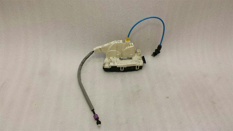 Mercedes E Class W212 front left door lock A0997200735 door lock front left