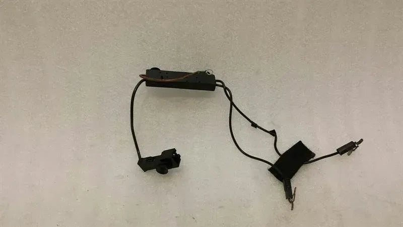 Mercedes E Class W212 Aerial / Antenna A2128704589 Antenna