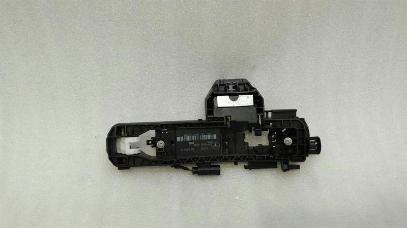 Mercedes E Class W212 Rear Right Handle Carrier A2047602434 Interior Door Handle