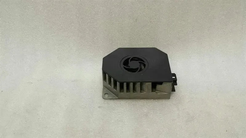 Mercedes E Class W212 Amplifier A2118705189 Amplifier Logic7 HK