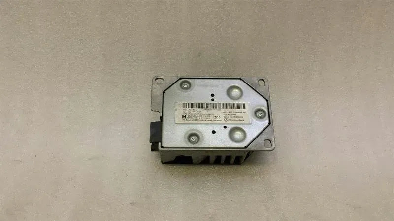 Mercedes E Class W212 Amplifier A2118705189 Amplifier Logic7 HK