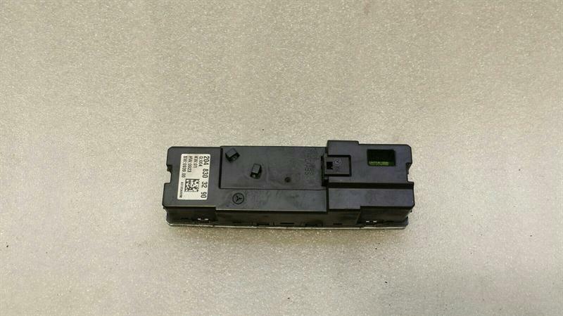 Mercedes W204 W212 Rear Auto Climate Control A2048303290 Climate Control Panel Rear