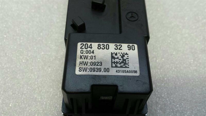 Mercedes W204 W212 Rear Auto Climate Control A2048303290 Climate Control Panel Rear