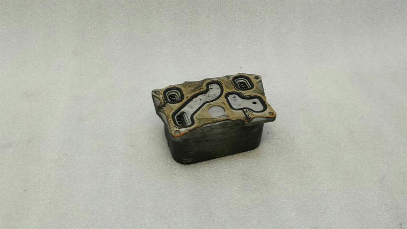 Mercedes E Class W212 Engine Oil Cooler A2781880401 Oil Cooler Cooler