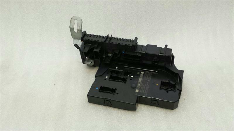 Mercedes E Class W212 Fuse Box A2129009622 Fuse Box SAM Unit