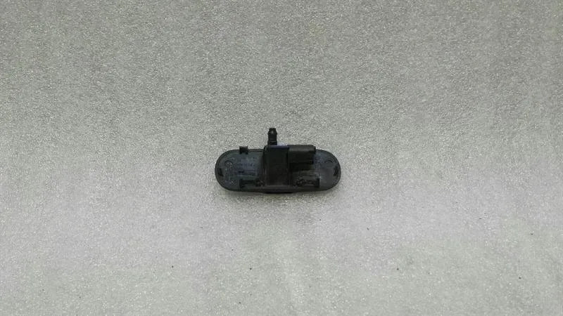 Audi S5 8T right washer nozzle 8T0955988B washer water nozzle right