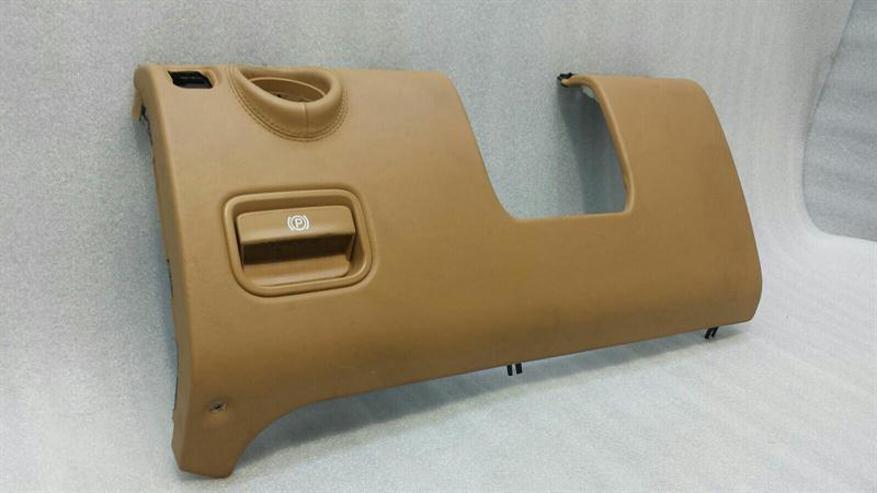 Porsche Cayenne 957 Knee Cover 95552505018G1 Knee Cover Full Leather Beige