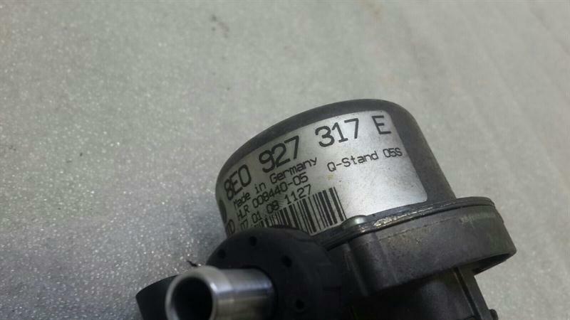 Audi S5 8T Vacuum Pump 8E0927317E Vacuum Pump 4.2 FSI V8