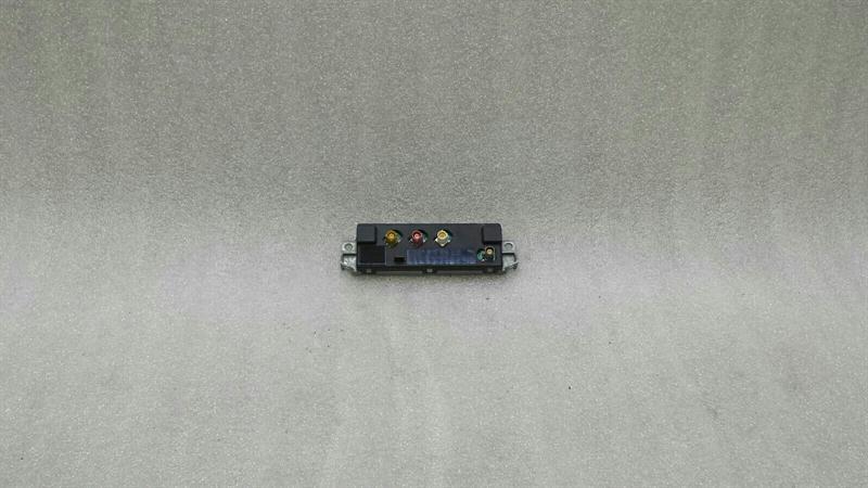 Audi S5 8T Aerial / Antenna 8T0035225 Antenna Amplifier