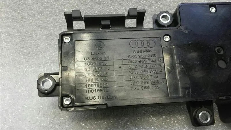 Audi S5 8T right seat switch 8K0959748B seat switch right