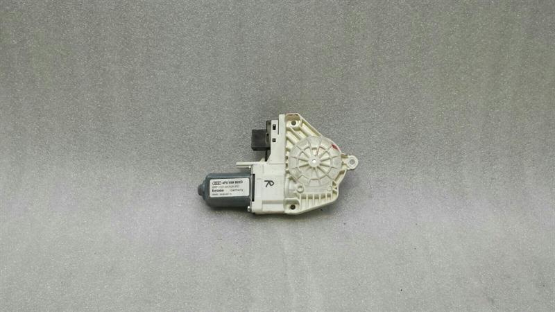 Audi S5 8T right door window motor 4F0959802D window regulator motor right