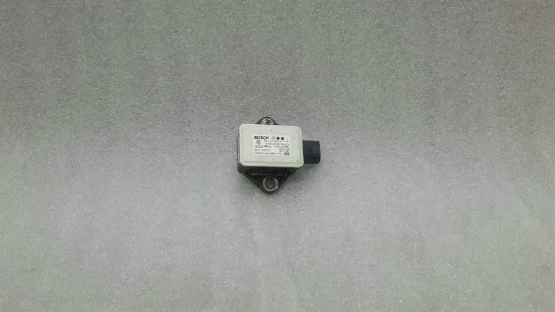 Audi S5 8T A5 Yaw Rate Sensor 8K0907637A Rotary Rate Sensor