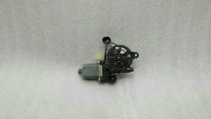 Audi S3 8V A3 Door Window Motor 5Q0959802B Power Window Motor Left