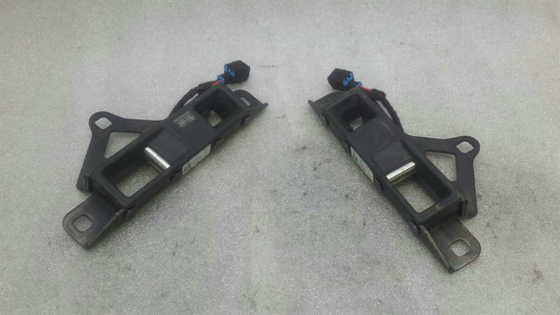 Mercedes C Class W205 Folding Top Lock Set A2177700322 Vario Roof Lock Set