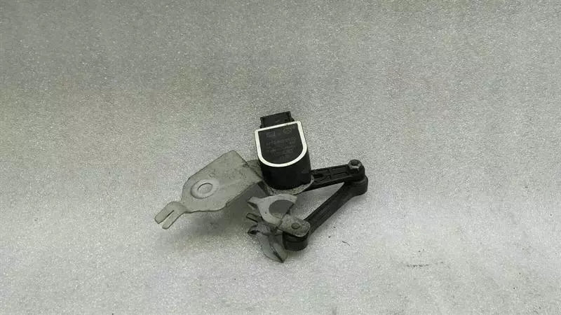 Mercedes C Class W205 Headlight Level Sensor A22290503 Level Regulation