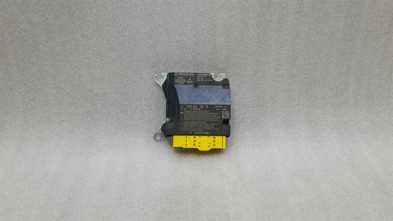 Mercedes C Class W205 Safety Module ECU A2059008618 Air Control Unit