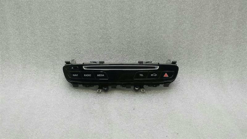 Mercedes C Class W205 CD Player Switch A2059053601 Audio Switch
