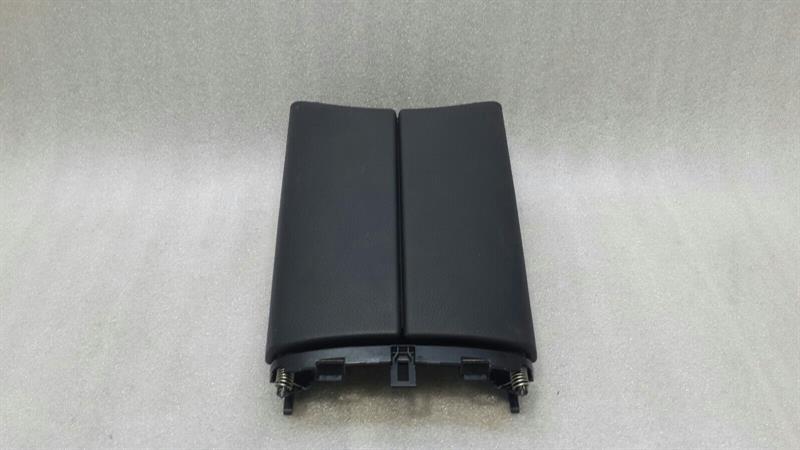 Mercedes C Class W205 armrest A2056800096 centre armrest armrest