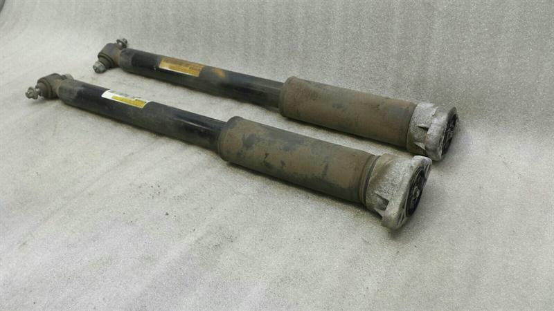 Mercedes C Class W205 Shock Absorber Rear A2053207830 Rear Shock Absorber Set