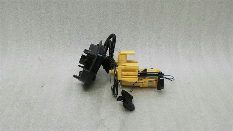 Mercedes C Class W205 Fuel Pump Electric A2054701694 Fuel Pump