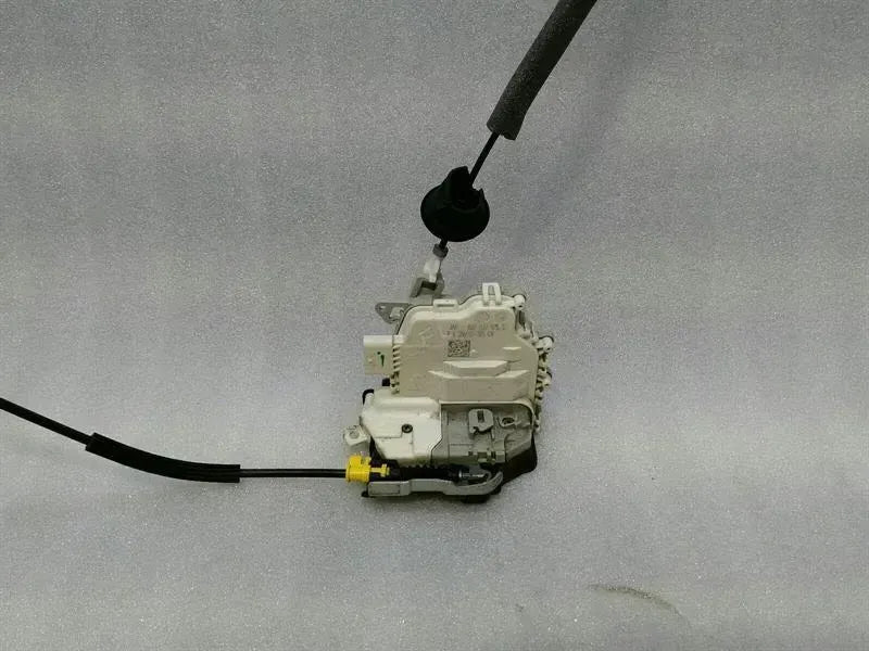 Audi A6 4G RHD front left door lock 8J2837015C right hand drive