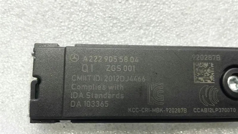 Mercedes C Class W205 Aerial / Antenna A2229055804 Antenna Booster