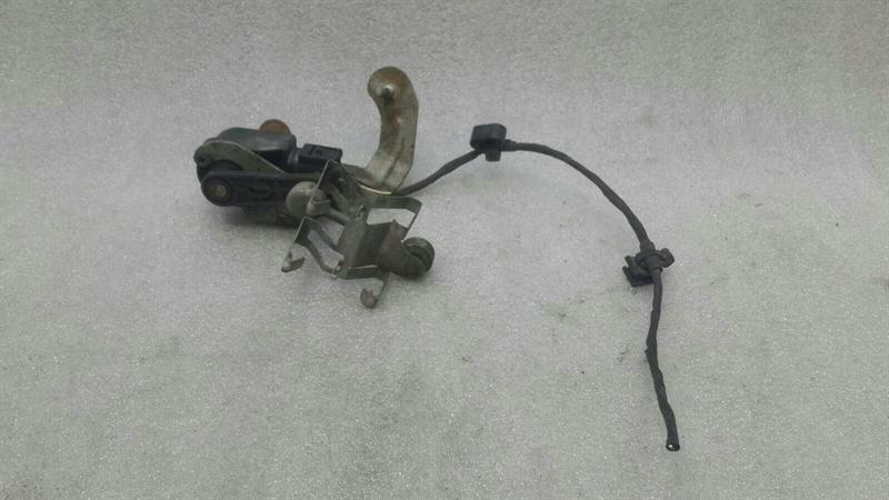 Mercedes C Class W205 Xenon Level Sensor A2229050503 Level Control Sensor