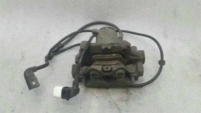 Mercedes C Class W205 Right Rear Caliper A2054230281 Brake Caliper Rear Right.