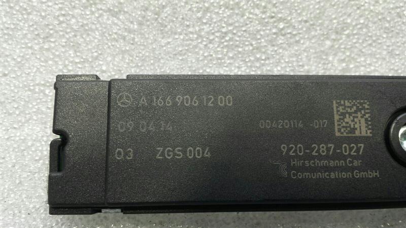 MERCEDES C CLASS W205 AERIAL / ANTENNA A1669061200 ANTENNA BOOSTER