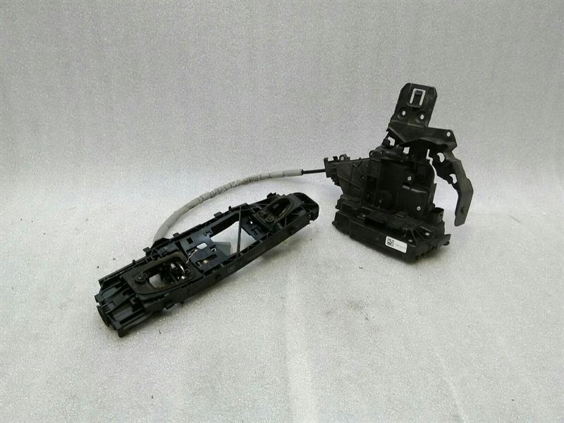 Mercedes C Class W205 rear left door lock A0997309500 door lock rear left