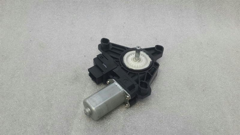 Mercedes W205 door window motor A2059060301 window regulator motor rear left