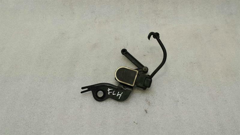 Mercedes S-Class W222 Xenon Level Sensor A2229050503 Level Sensor Front Left