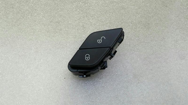 Mercedes S-Class W222 Door Lock Switch A2229051451 Central Locking Switch