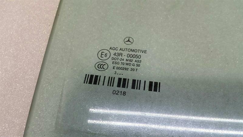 Mercedes S-Class W222 right rear door glass A2227300218 door window rear right
