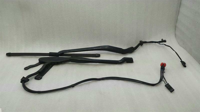 MERCEDES S-CLASS W222 RHD Wiper Arm A2228200744 RIGHT HAND DRIVE SET