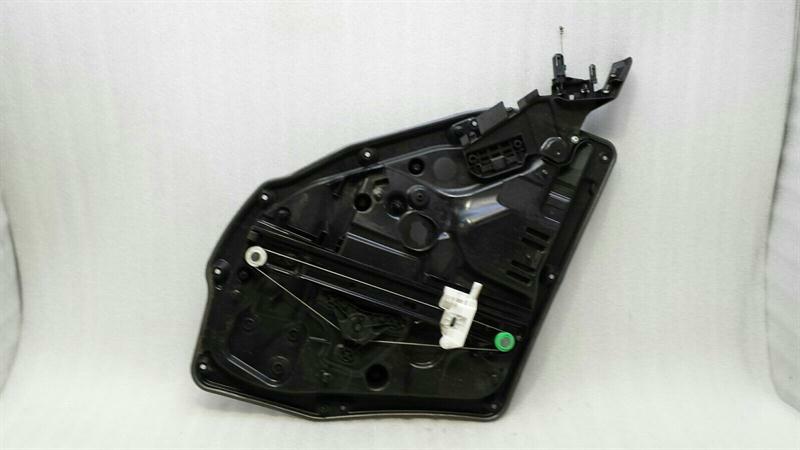 Mercedes S-Class W222 Right Rear Door Winder A2227306605 Window Regulator Rear Re
