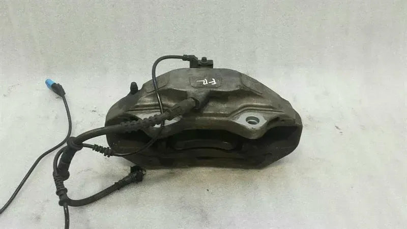 Mercedes S-Class W222 Right Front Caliper A2224215098 Brake Caliper Front Right