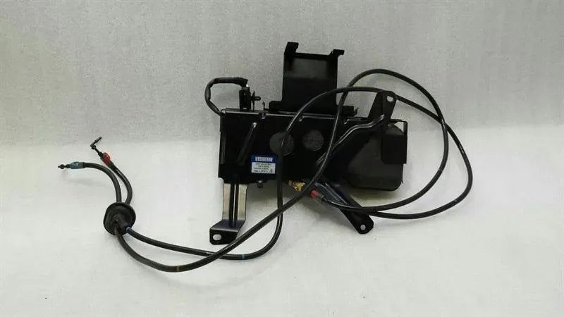 Porsche Cayenne 957 Boat Lid Hydraulic Pump 7L5871789 Tailgate Hydraulic Pump