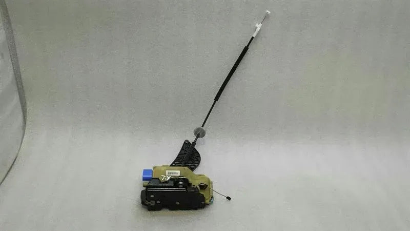 Porsche Cayenne 957 RLH door lock 7L0839015E door lock rear left